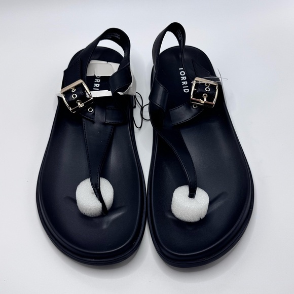 NWT - Torrid - T-Strap Sandal (WW) - Picture 1 of 2